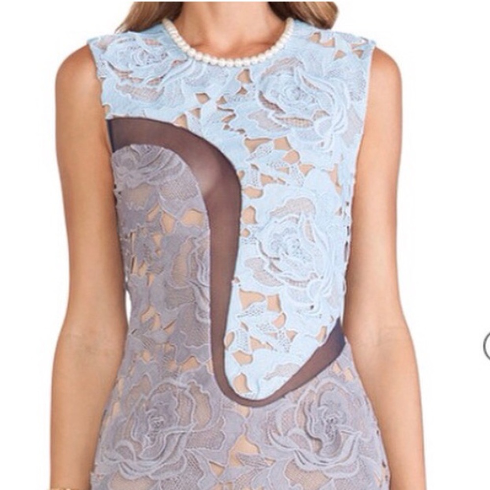 Lace crotchet beaded neck dress size M